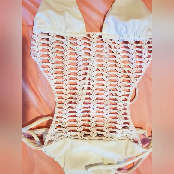 Calzedonia White Halter Heart Print One Piece Swimsuit - Picture 2 of 5